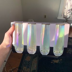 Iridescent champagne flutes